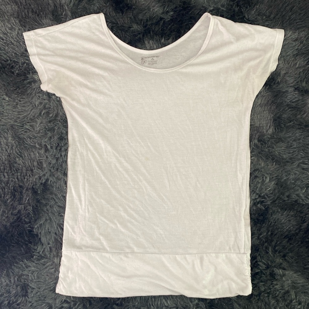 White scoop neck t-shirt